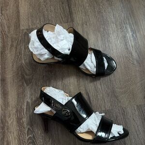 Y2K Coach Marla Vintage Slingback kitten heels in black patent leather. Size 8!!